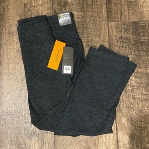 High Rise Fitted Crop Leggings